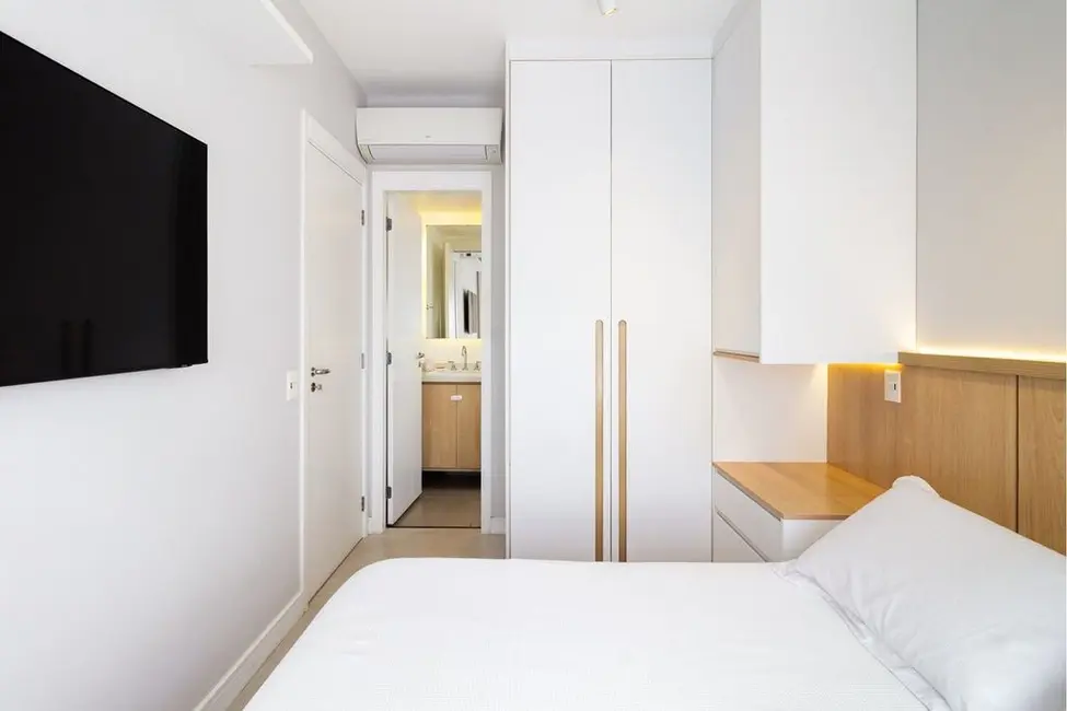 Foto 3 de Apartamento com 2 quartos à venda, 69m2 em Vila Madalena, São Paulo - SP