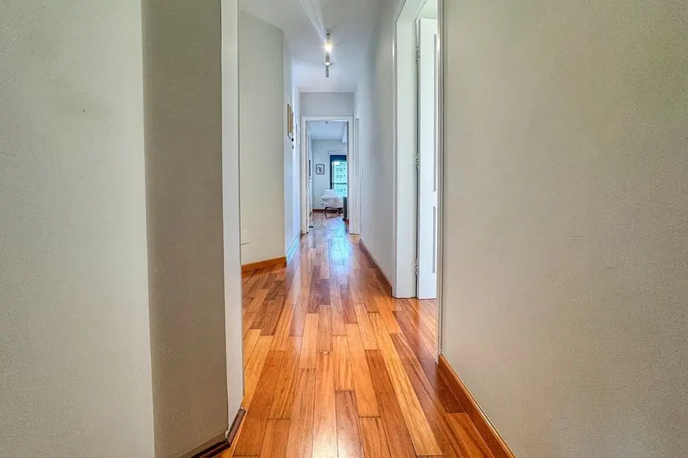Foto 5 de Apartamento com 3 quartos à venda, 236m2 em Aclimação, São Paulo - SP