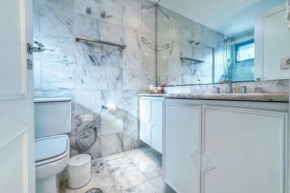 Foto 7 de Apartamento com 3 quartos à venda, 236m2 em Aclimação, São Paulo - SP