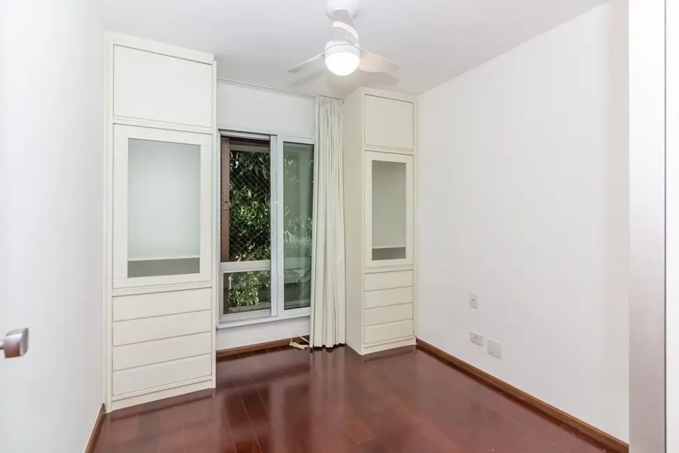 Apartamento com 3 quartos à venda, 99m2 em Moema, São Paulo - SP - imagem 2 Foto 2 de Apartamento com 3 quartos à venda, 99m2 em Moema, São Paulo - SP