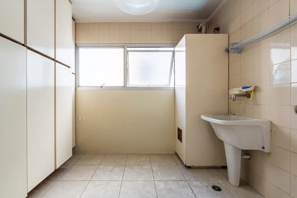 Foto 2 de Apartamento com 3 quartos à venda, 214m2 em Indianópolis, São Paulo - SP