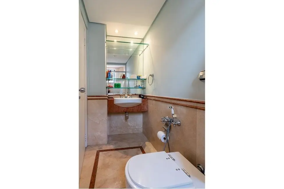 Apartamento com 5 quartos à venda, 287m2 em Moema, São Paulo - SP - imagem 9 Foto 9 de Apartamento com 5 quartos à venda, 287m2 em Moema, São Paulo - SP