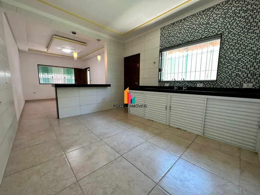 Casa com 2 quartos à venda, 71m2 em Caiçara, Praia Grande - SP - imagem 7 Foto 7 de Casa com 2 quartos à venda, 71m2 em Caiçara, Praia Grande - SP