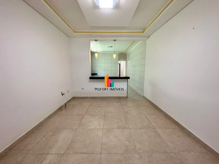 Casa com 2 quartos à venda, 71m2 em Caiçara, Praia Grande - SP - imagem 4 Foto 4 de Casa com 2 quartos à venda, 71m2 em Caiçara, Praia Grande - SP