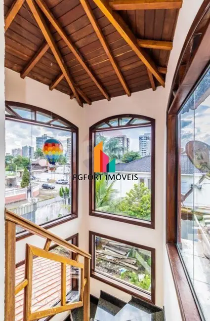 Casa com 6 quartos à venda, 451m2 em Canto do Forte, Praia Grande - SP - imagem 7 Foto 7 de Casa com 6 quartos à venda, 451m2 em Canto do Forte, Praia Grande - SP