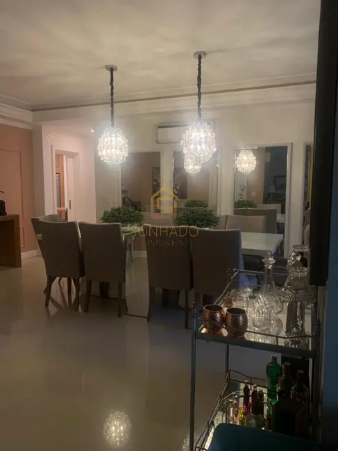 Foto 2 de Apartamento com 3 quartos à venda, 217m2 em Centro, Balneario Camboriu - SC