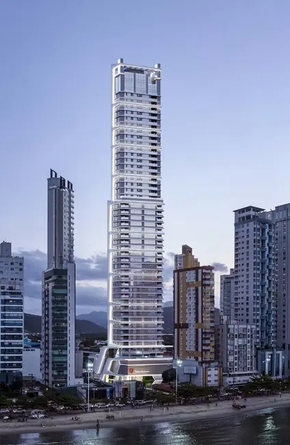 Apartamento com 4 quartos à venda, 194m2 em Centro, Balneario Camboriu - SC - imagem 1 Foto 1 de Apartamento com 4 quartos à venda, 194m2 em Centro, Balneario Camboriu - SC