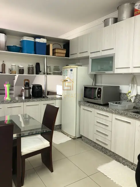 Sobrado com 3 quartos à venda, 109m2 em Ressacada, Itajai - SC - imagem 6 Foto 6 de Sobrado com 3 quartos à venda, 109m2 em Ressacada, Itajai - SC