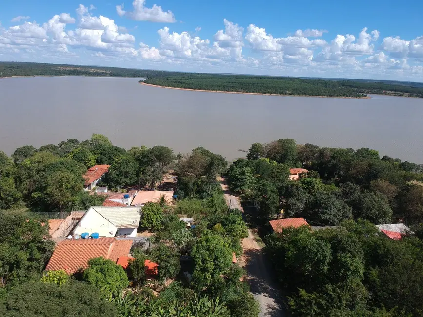Foto 3 de Casa de Condomínio com 2 quartos à venda, 360m2 em Felixlandia - MG