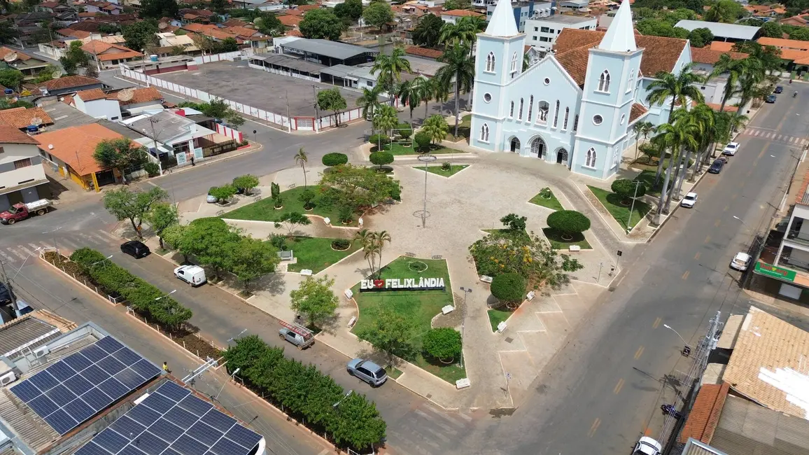 Terreno / Lote à venda, 200m2 em Felixlandia - MG - imagem 1 Foto 1 de Terreno / Lote à venda, 200m2 em Felixlandia - MG