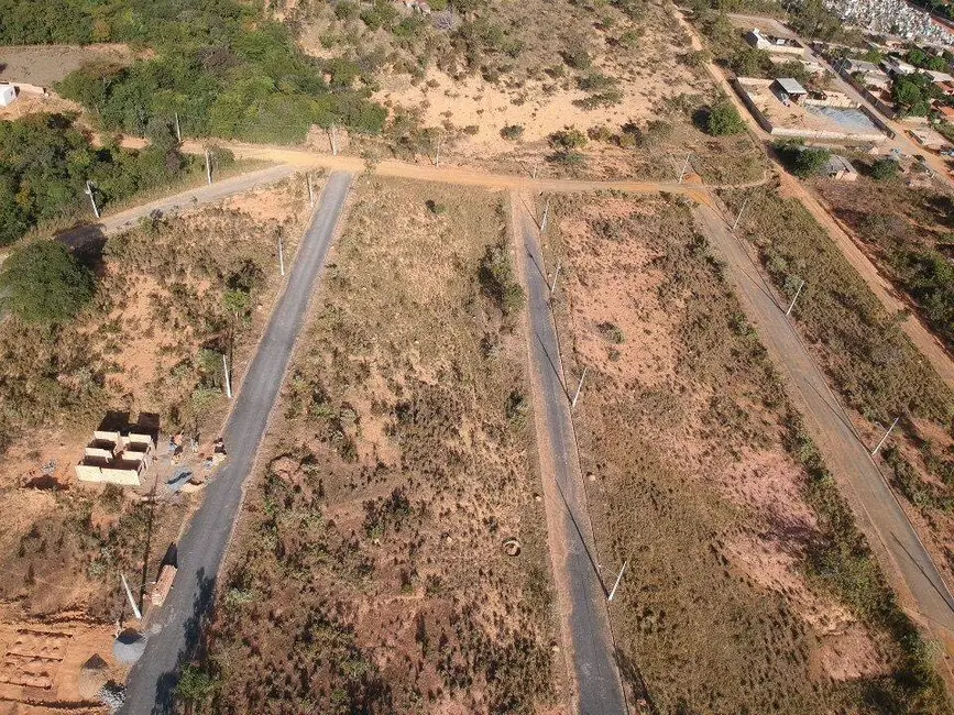 Terreno / Lote à venda, 200m2 em Felixlandia - MG - imagem 5 Foto 5 de Terreno / Lote à venda, 200m2 em Felixlandia - MG