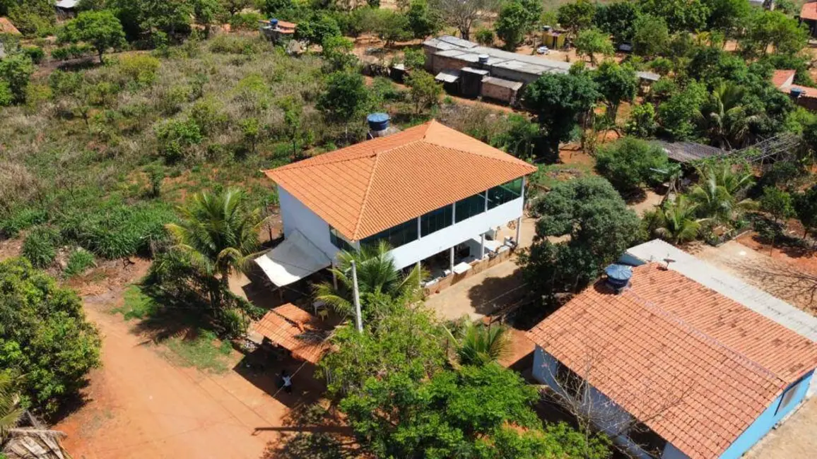Foto 2 de Chácara com 3 quartos à venda, 1300m2 em Centro, Bom Despacho - MG