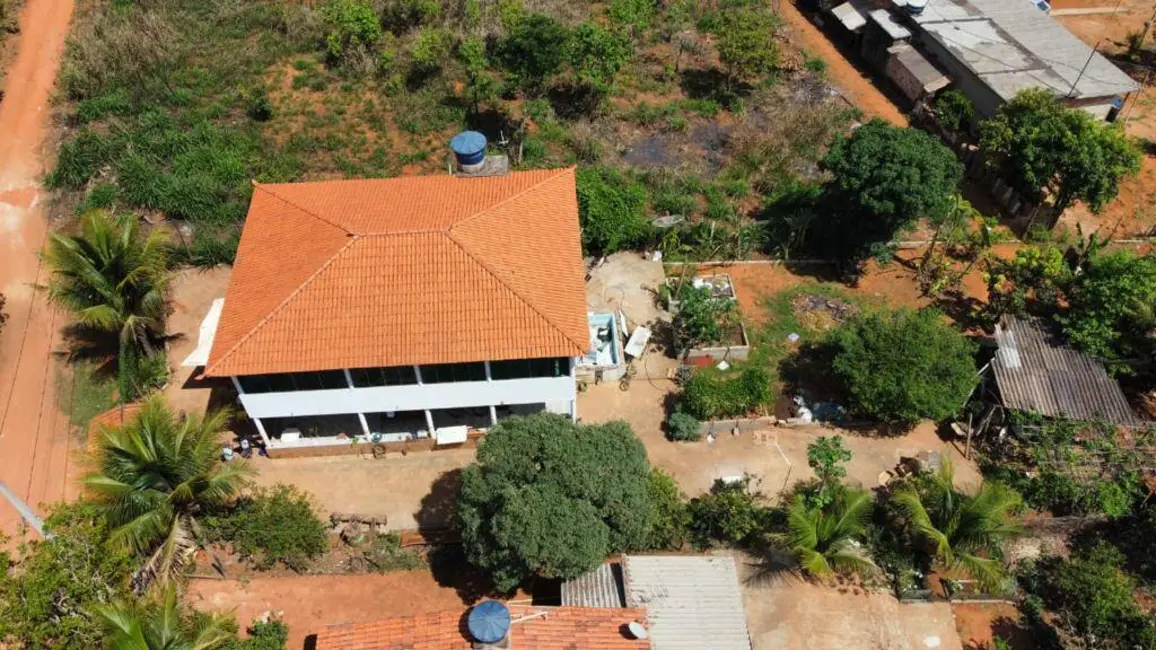 Foto 3 de Chácara com 3 quartos à venda, 1300m2 em Centro, Bom Despacho - MG