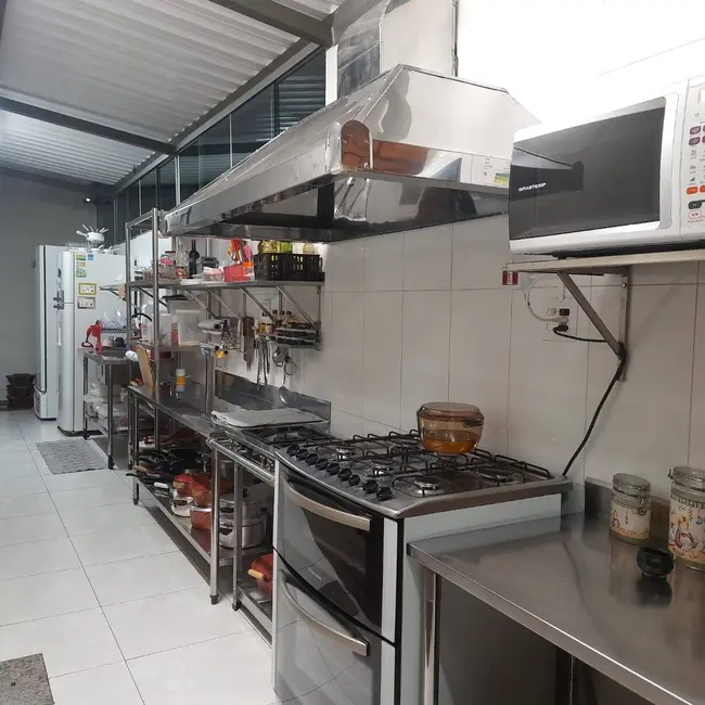 Foto 9 de Casa com 2 quartos à venda, 366m2 em Eymard, Belo Horizonte - MG