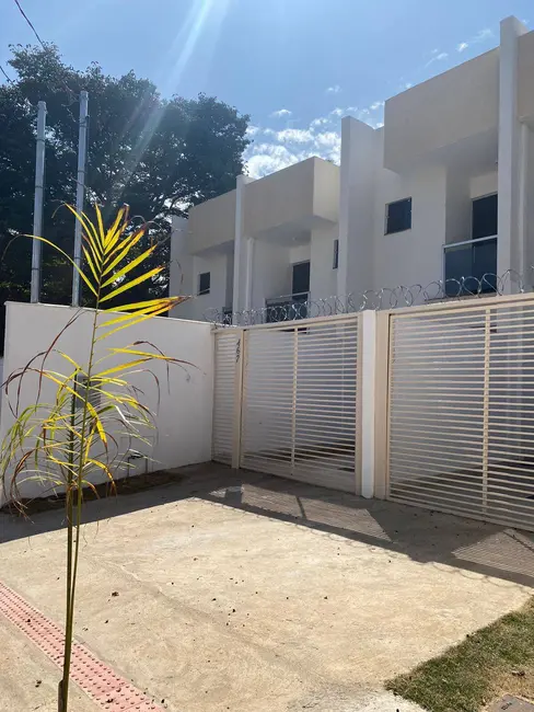 Foto 1 de Casa com 3 quartos à venda, 60m2 em Vila Cristina, Betim - MG