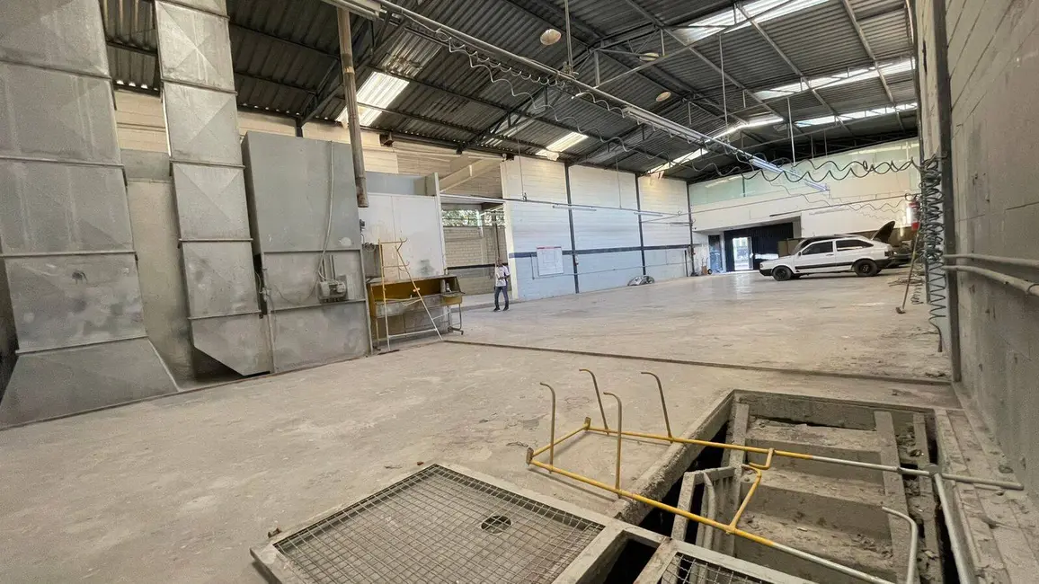 Armazém / Galpão para alugar, 360m2 em Contagem - MG - imagem 7 Foto 7 de Armazém / Galpão para alugar, 360m2 em Contagem - MG