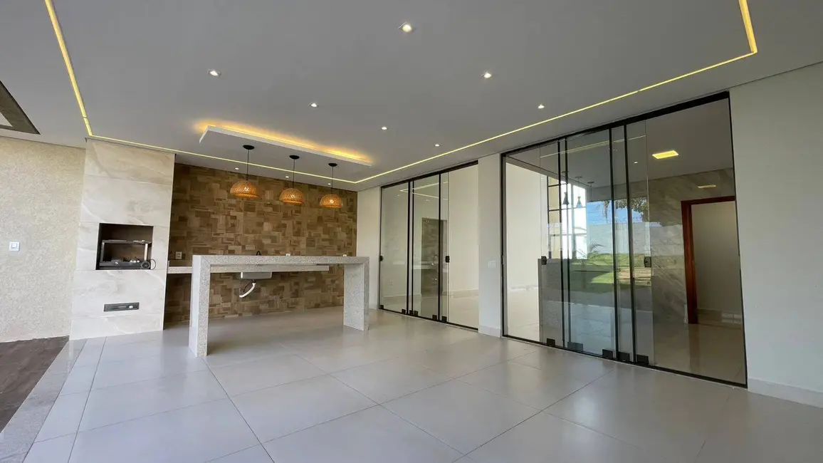 Foto 19 de Casa à venda, 1000m2 em Igarape - MG