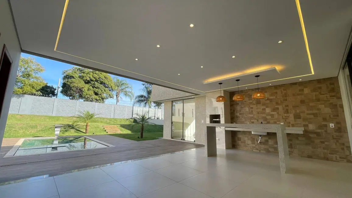 Foto 21 de Casa à venda, 1000m2 em Igarape - MG