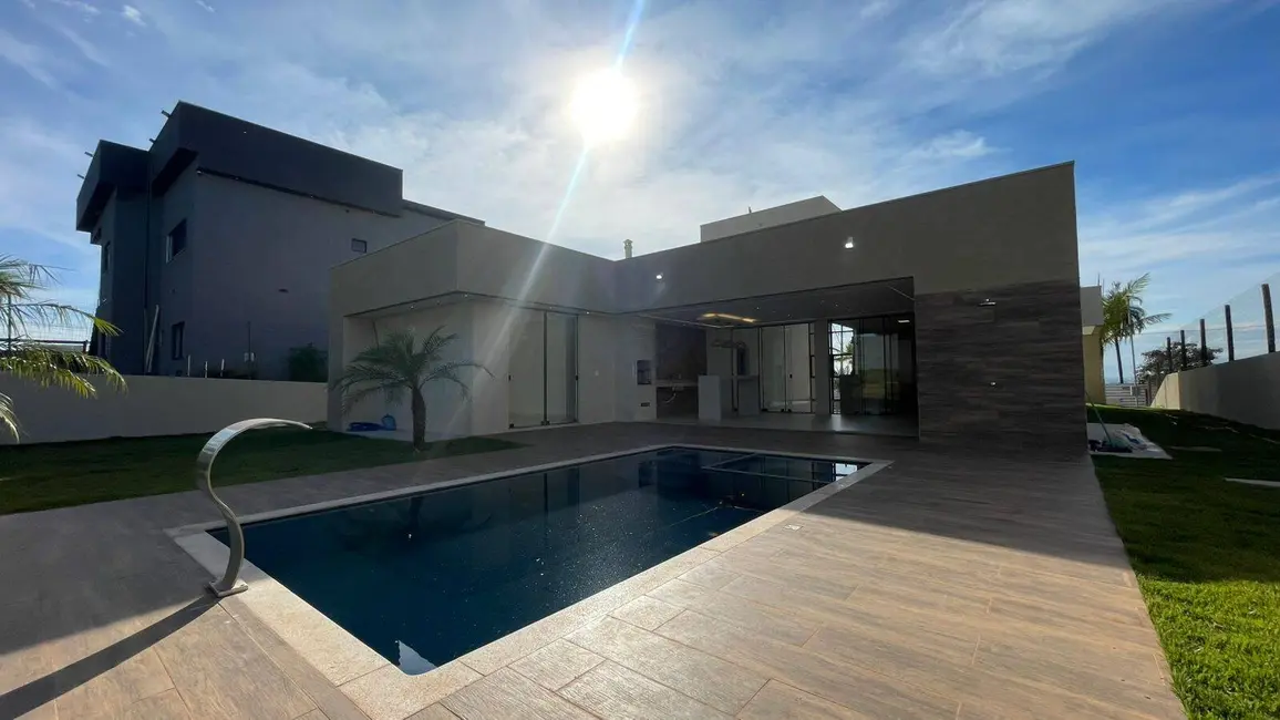 Foto 25 de Casa à venda, 1000m2 em Igarape - MG