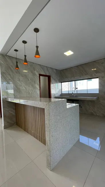 Foto 6 de Casa à venda, 1000m2 em Igarape - MG