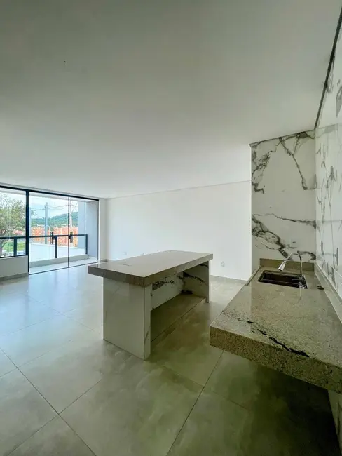 Casa com 3 quartos à venda, 151m2 em Guarujá Mansões, Betim - MG - imagem 3 Foto 3 de Casa com 3 quartos à venda, 151m2 em Guarujá Mansões, Betim - MG