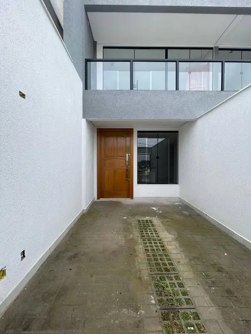 Casa com 3 quartos à venda, 151m2 em Guarujá Mansões, Betim - MG - imagem 1 Foto 1 de Casa com 3 quartos à venda, 151m2 em Guarujá Mansões, Betim - MG