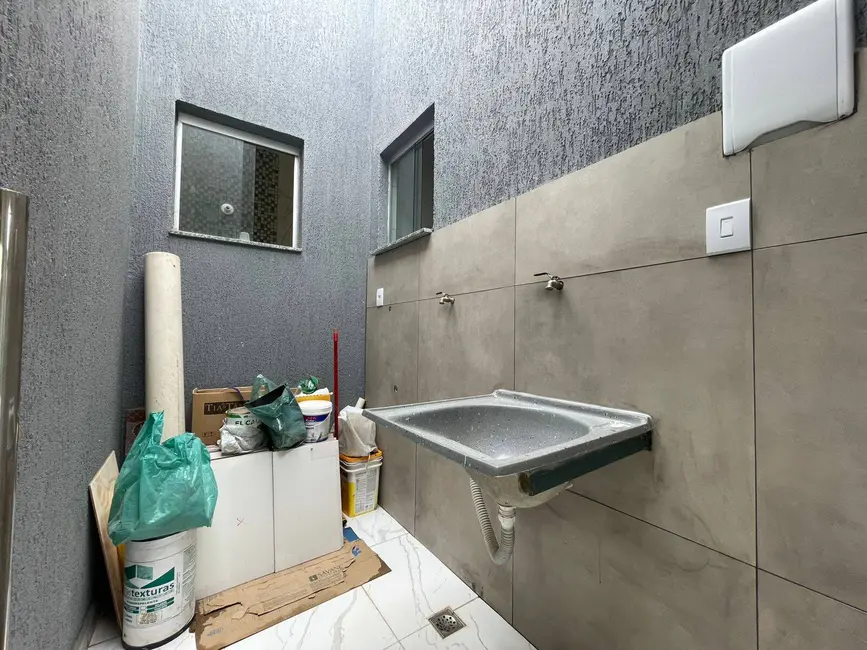 Casa com 2 quartos à venda, 60m2 em Sao Joaquim De Bicas - MG - imagem 8 Foto 8 de Casa com 2 quartos à venda, 60m2 em Sao Joaquim De Bicas - MG