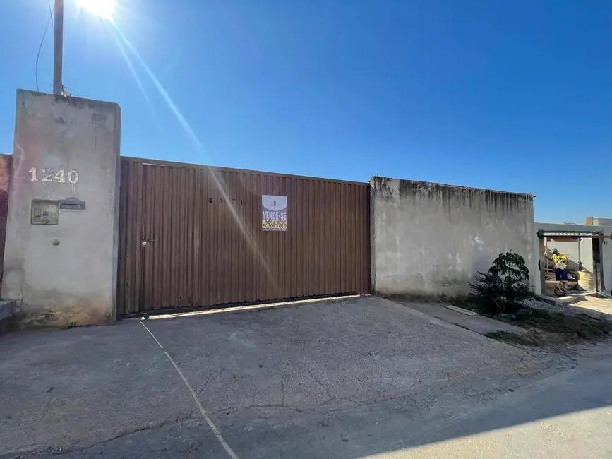 Foto 2 de Casa com 3 quartos à venda, 360m2 em Igarape - MG