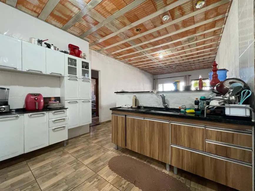 Foto 8 de Casa com 3 quartos à venda, 360m2 em Igarape - MG