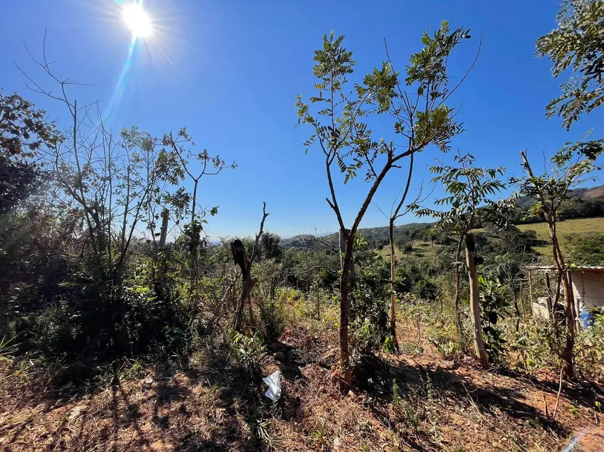 Foto 1 de Terreno / Lote à venda, 360m2 em Igarape - MG