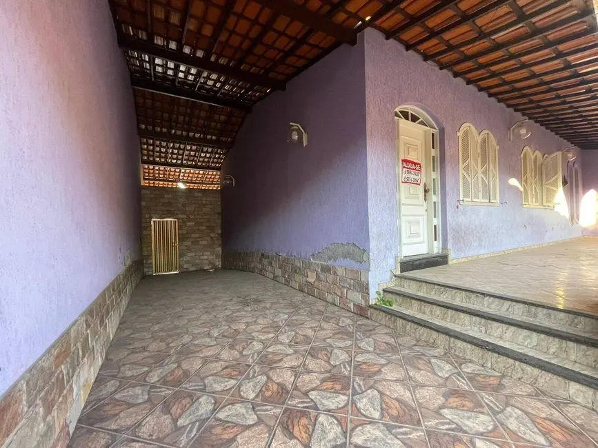 Foto 2 de Casa com 4 quartos à venda e para alugar, 360m2 em Contagem - MG