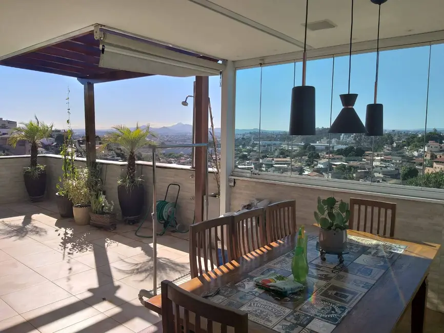 Foto 2 de Apartamento com 3 quartos à venda, 166m2 em Santa Rosa, Belo Horizonte - MG