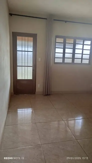 Casa com 2 quartos à venda, 360m2 em Centro, Sao Joaquim De Bicas - MG - imagem 4 Foto 4 de Casa com 2 quartos à venda, 360m2 em Centro, Sao Joaquim De Bicas - MG