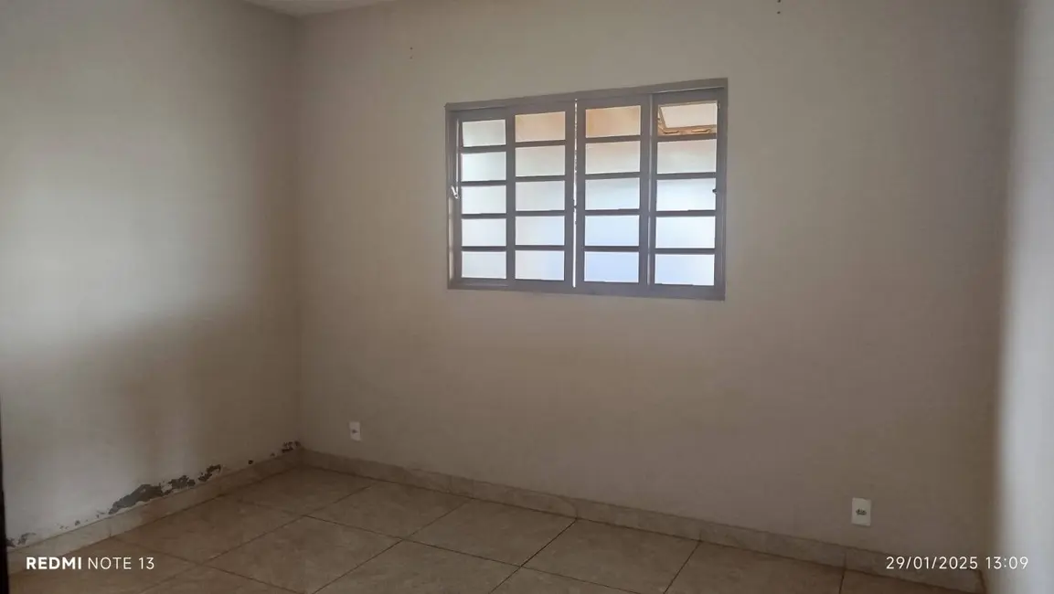 Casa com 2 quartos à venda, 360m2 em Centro, Sao Joaquim De Bicas - MG - imagem 5 Foto 5 de Casa com 2 quartos à venda, 360m2 em Centro, Sao Joaquim De Bicas - MG