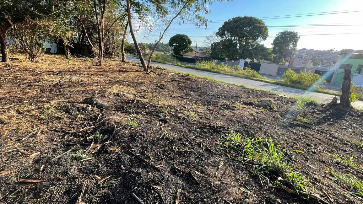Foto 1 de Terreno / Lote à venda, 245m2 em Jardim Alterosa, Betim - MG