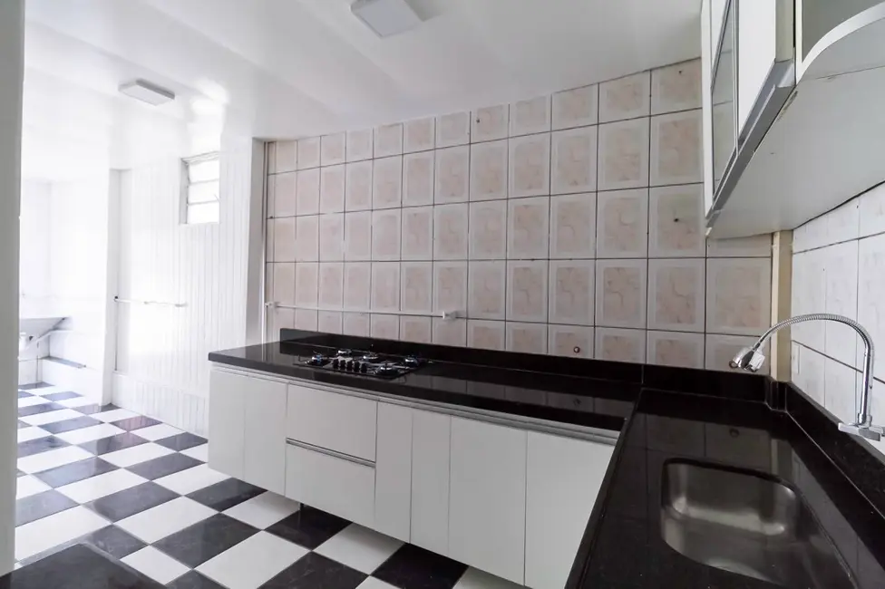 Foto 8 de Casa com 2 quartos à venda, 50m2 em Contagem - MG