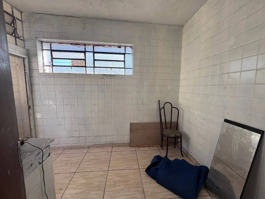 Apartamento com 6 quartos para alugar, 120m2 em Contagem - MG - imagem 6 Foto 6 de Apartamento com 6 quartos para alugar, 120m2 em Contagem - MG