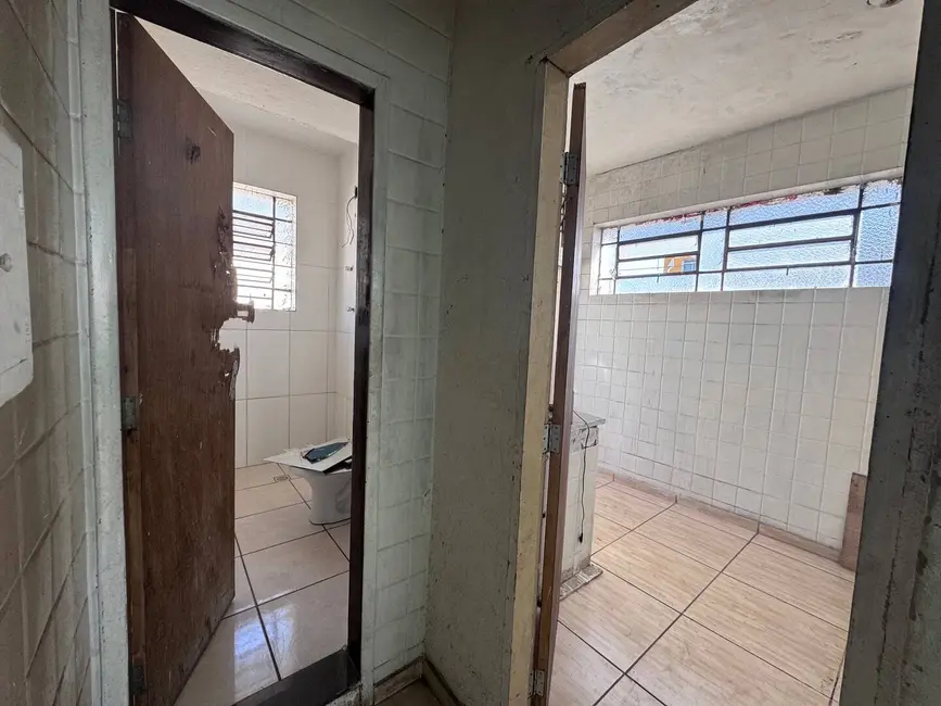 Apartamento com 6 quartos para alugar, 120m2 em Contagem - MG - imagem 9 Foto 9 de Apartamento com 6 quartos para alugar, 120m2 em Contagem - MG