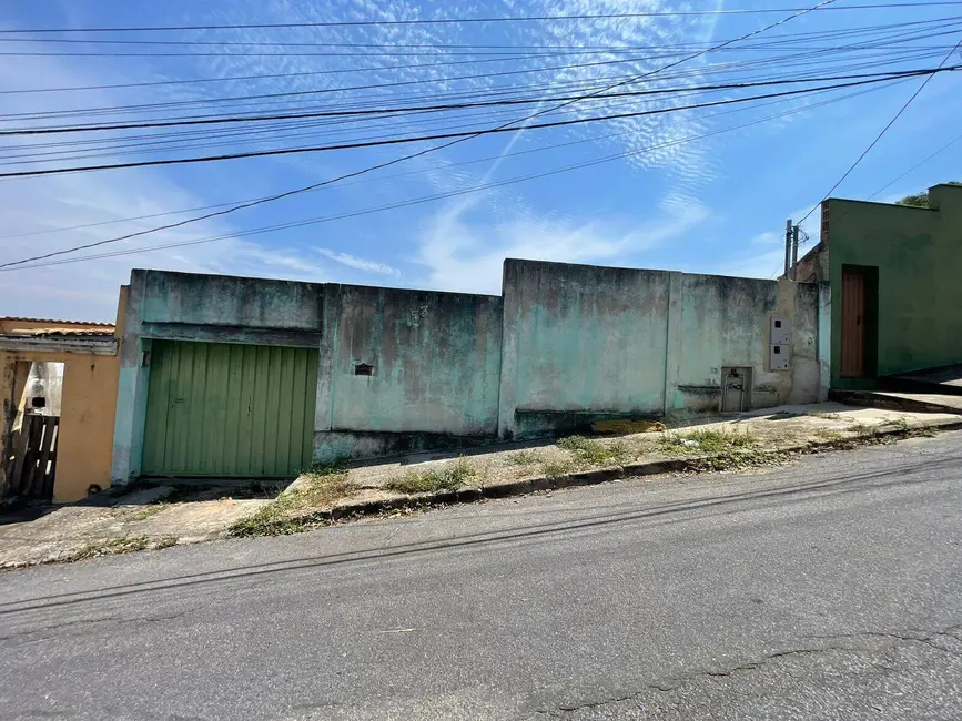 Foto 5 de Casa com 3 quartos à venda, 360m2 em Angola, Betim - MG