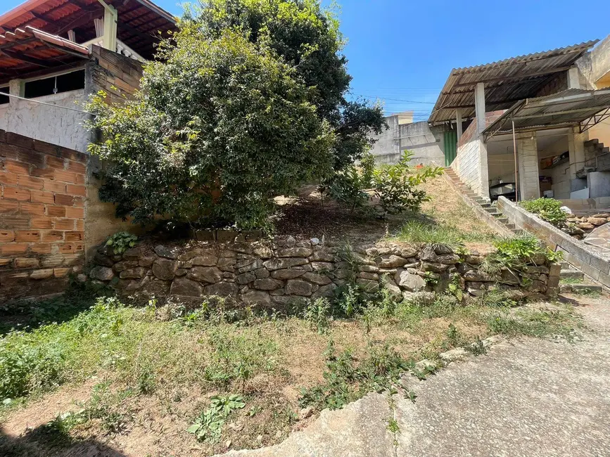 Foto 9 de Casa com 3 quartos à venda, 360m2 em Angola, Betim - MG