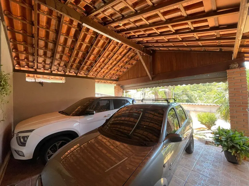Foto 2 de Casa com 3 quartos à venda, 360m2 em Cidade Verde, Betim - MG