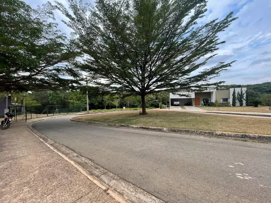 Foto 2 de Terreno / Lote à venda, 1077m2 em Igarape - MG