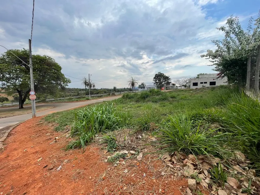 Foto 7 de Terreno / Lote à venda, 1077m2 em Igarape - MG