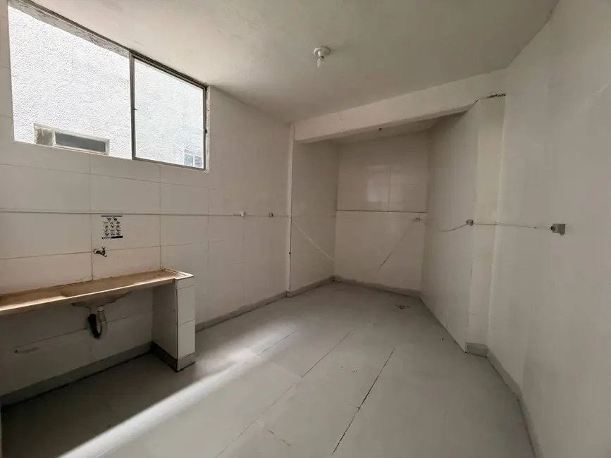 Sala Comercial para alugar, 80m2 em Caiçaras, Belo Horizonte - MG - imagem 4 Foto 4 de Sala Comercial para alugar, 80m2 em Caiçaras, Belo Horizonte - MG