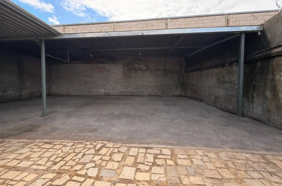 Foto 2 de Terreno / Lote à venda, 480m2 em Carlos Prates, Belo Horizonte - MG