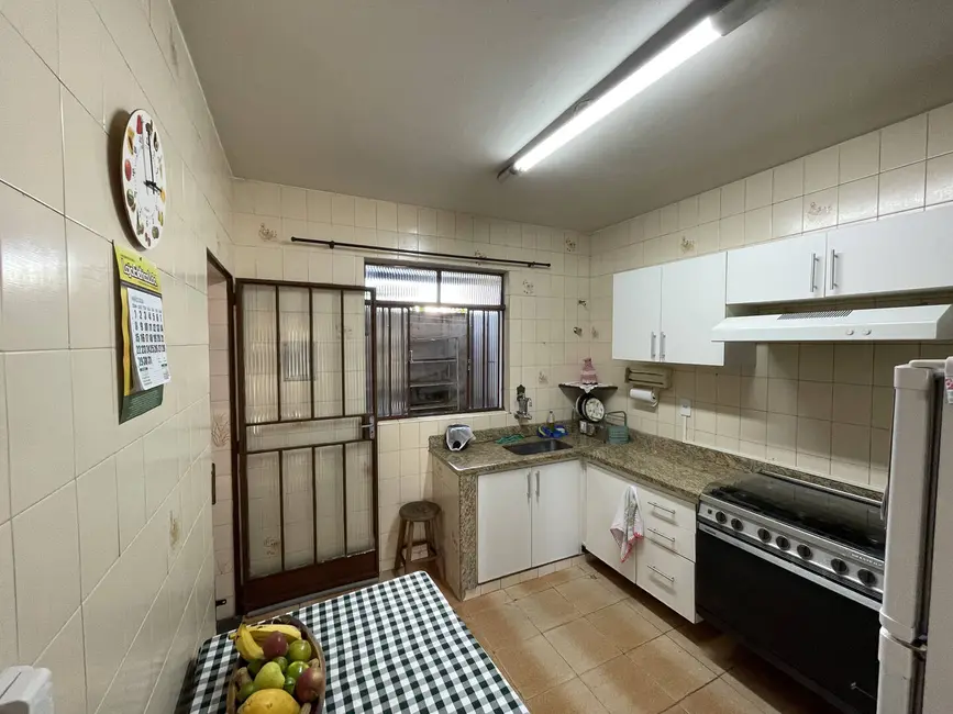 Foto 3 de Casa com 4 quartos à venda em Alípio de Melo, Belo Horizonte - MG