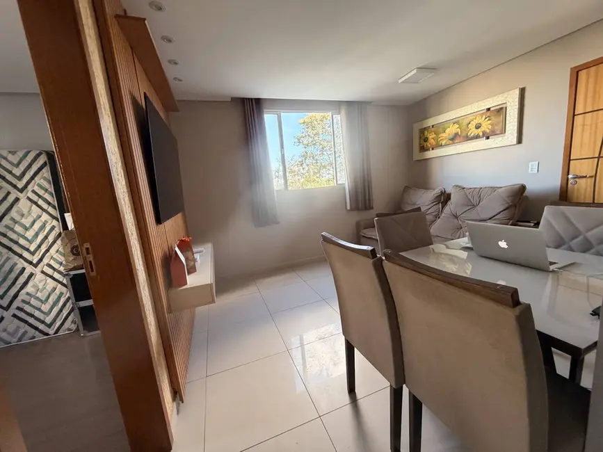 Apartamento com 2 quartos à venda, 60m2 em Pirajá, Belo Horizonte - MG - imagem 2 Foto 2 de Apartamento com 2 quartos à venda, 60m2 em Pirajá, Belo Horizonte - MG