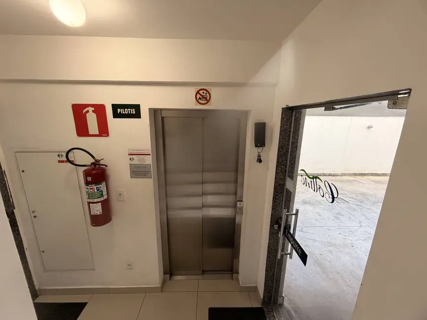 Apartamento com 2 quartos à venda, 60m2 em Pirajá, Belo Horizonte - MG - imagem 8 Foto 8 de Apartamento com 2 quartos à venda, 60m2 em Pirajá, Belo Horizonte - MG