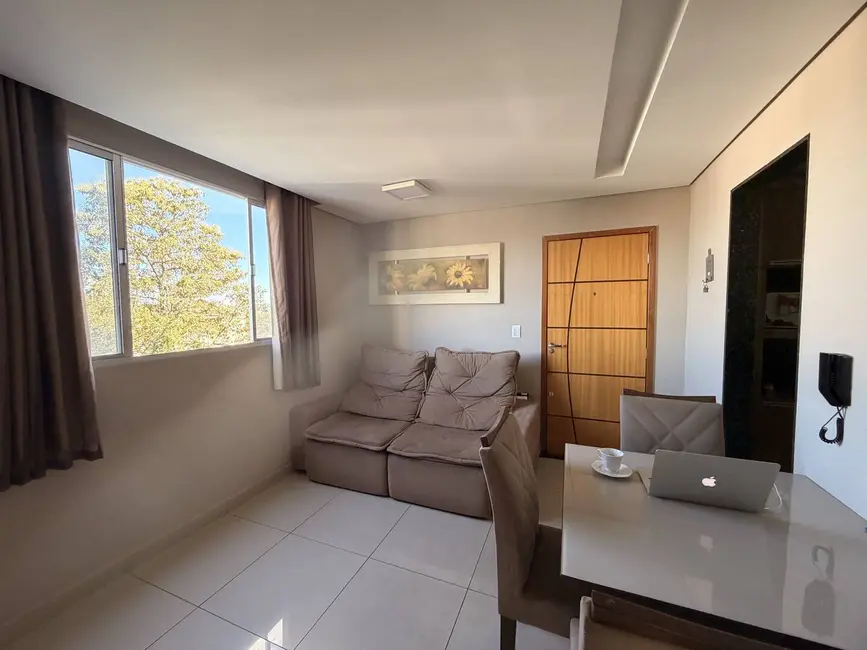 Apartamento com 2 quartos à venda, 60m2 em Pirajá, Belo Horizonte - MG - imagem 1 Foto 1 de Apartamento com 2 quartos à venda, 60m2 em Pirajá, Belo Horizonte - MG