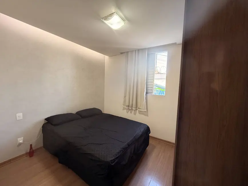 Apartamento com 2 quartos à venda, 60m2 em Pirajá, Belo Horizonte - MG - imagem 6 Foto 6 de Apartamento com 2 quartos à venda, 60m2 em Pirajá, Belo Horizonte - MG